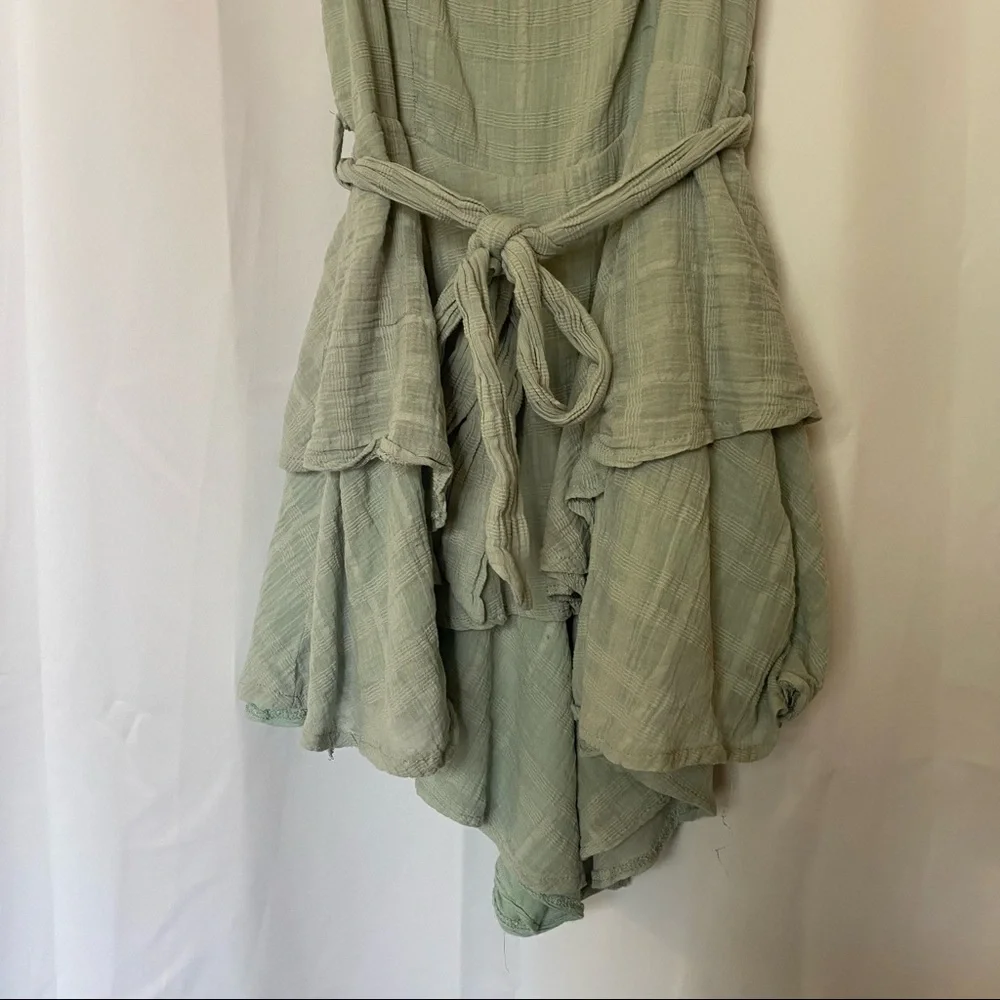 sage green green romper - Picture 3 of 6